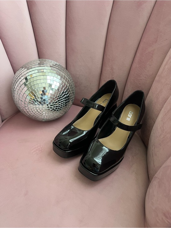 Bar III Shoes - NWOT Bar III Black Patent Mary Jane Platform Pumps